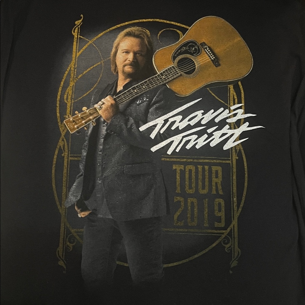 Travis Tritt 2019 Large Tour Shirt